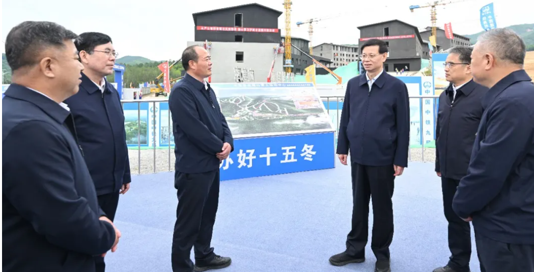 许昆林在抚顺调研并主持召开县（区）党政主要负责同志座谈会